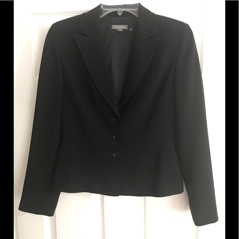 Anne Taylor petites blazer